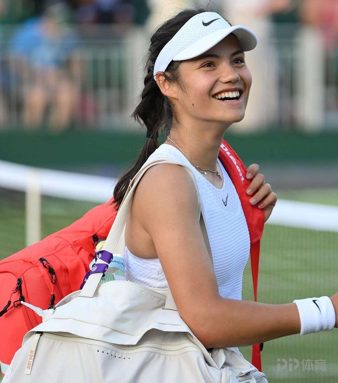 詹姆斯和A 詹姆斯和A