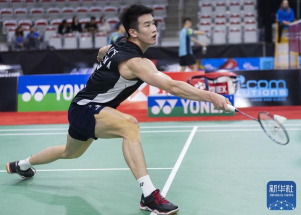 辉煌世界中 辉煌世界中