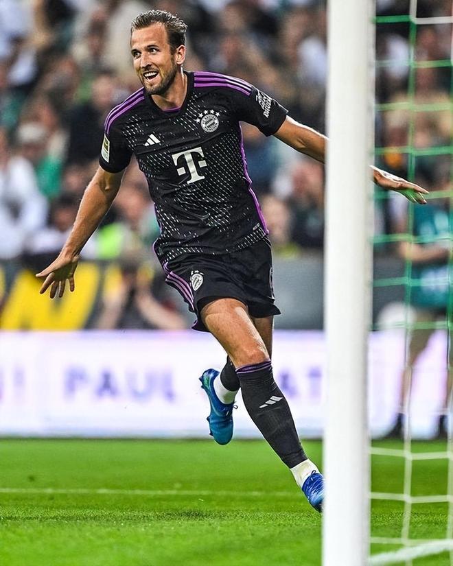 体育点球大战力克对手 申花蓝队赢下队内争霸赛